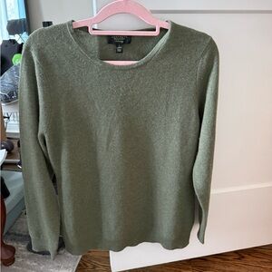 L.L. Bean Women's Crewneck Cashmere Sweater in Olive
